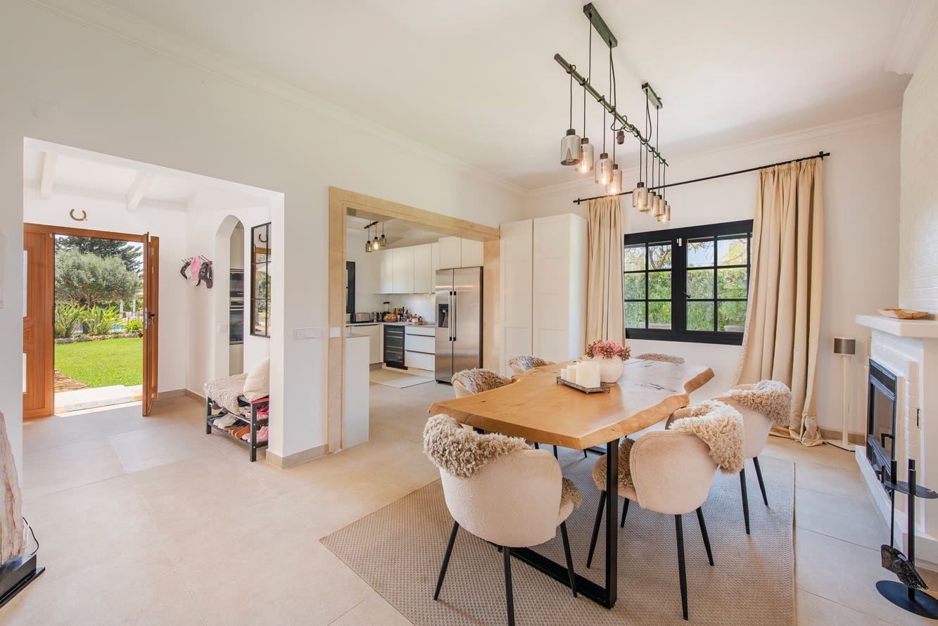 8 soveværelse Finca/Landehus til salg i Binissalem med swimmingpool - € 3.900.000 (Ref: 9151047)