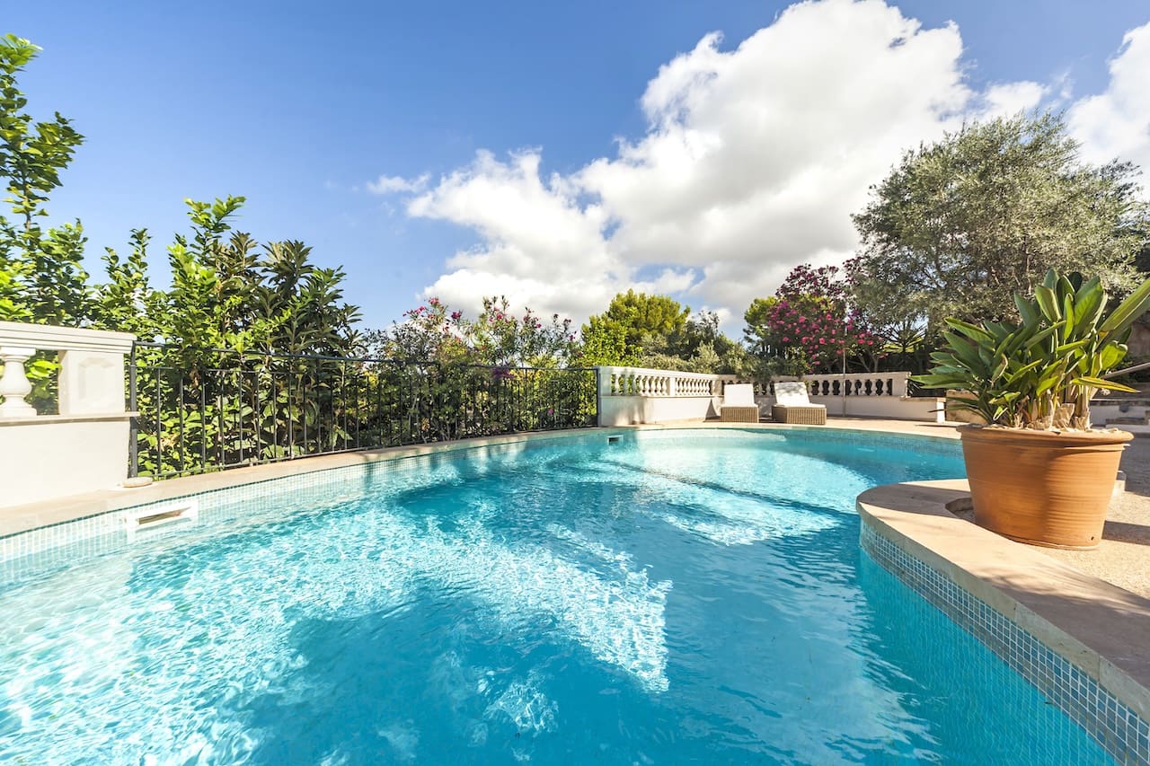 4 soveværelse Villa til salg i Santa Ponsa med swimmingpool garage - € 2.200.000 (Ref: 9203323)