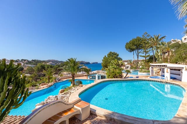3 soveværelse Lejlighed til salg i Costa de la Calma, Calvià med swimmingpool - € 1.995.000 (Ref: 9216160)