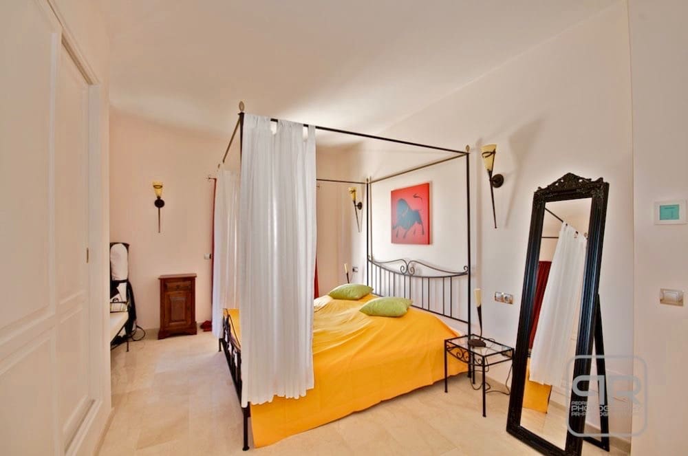 3 soverom Villa til salgs i Costa de la Calma med svømmebasseng garasje - € 2 550 000 (Ref: 9267587)