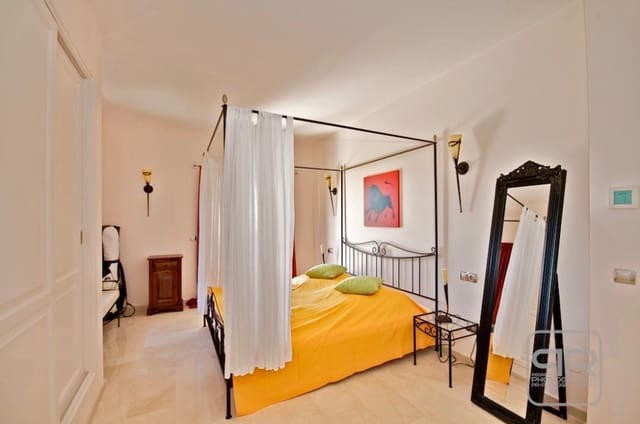 3 soverom Villa til salgs i Costa de la Calma, Calvià med svømmebasseng garasje - € 2 550 000 (Ref: 9267587)