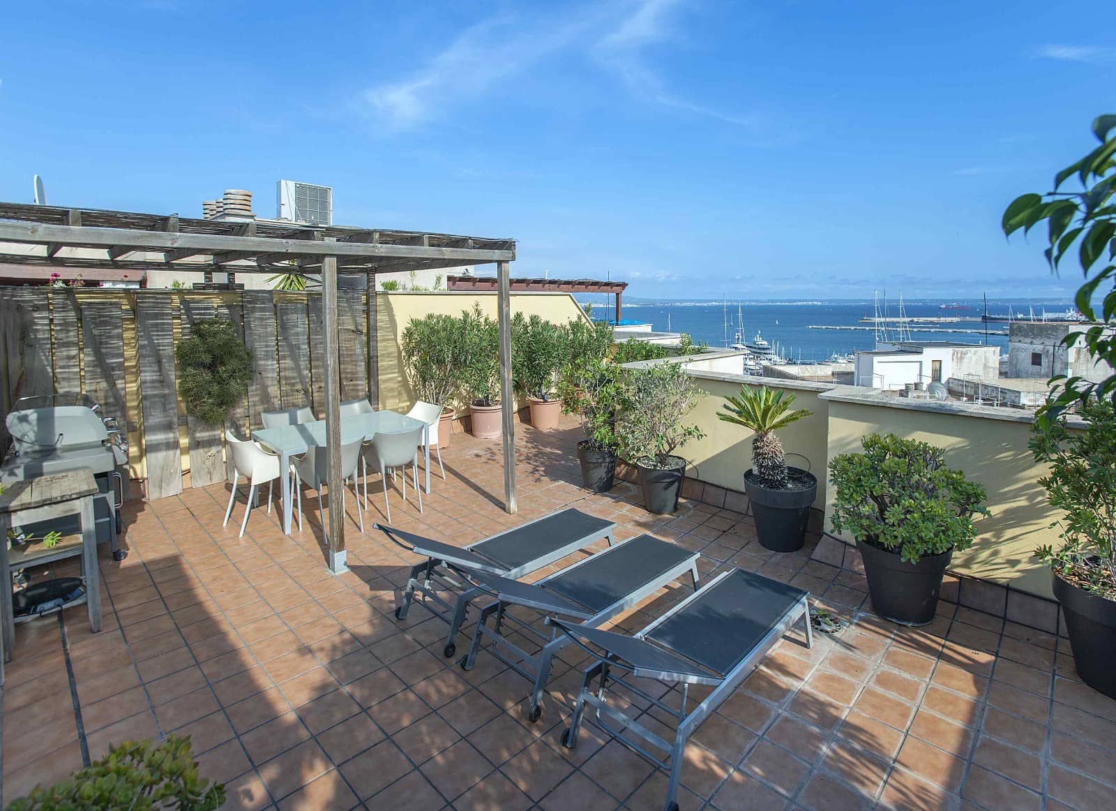 3 bedroom Penthouse for sale in Palma de Mallorca with pool - € 1,650,000 (Ref: 9340109)