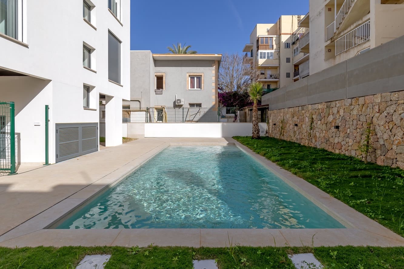 2 soverom Penthouse til salgs i Playa de Palma med svømmebasseng - € 1 675 000 (Ref: 9340199)