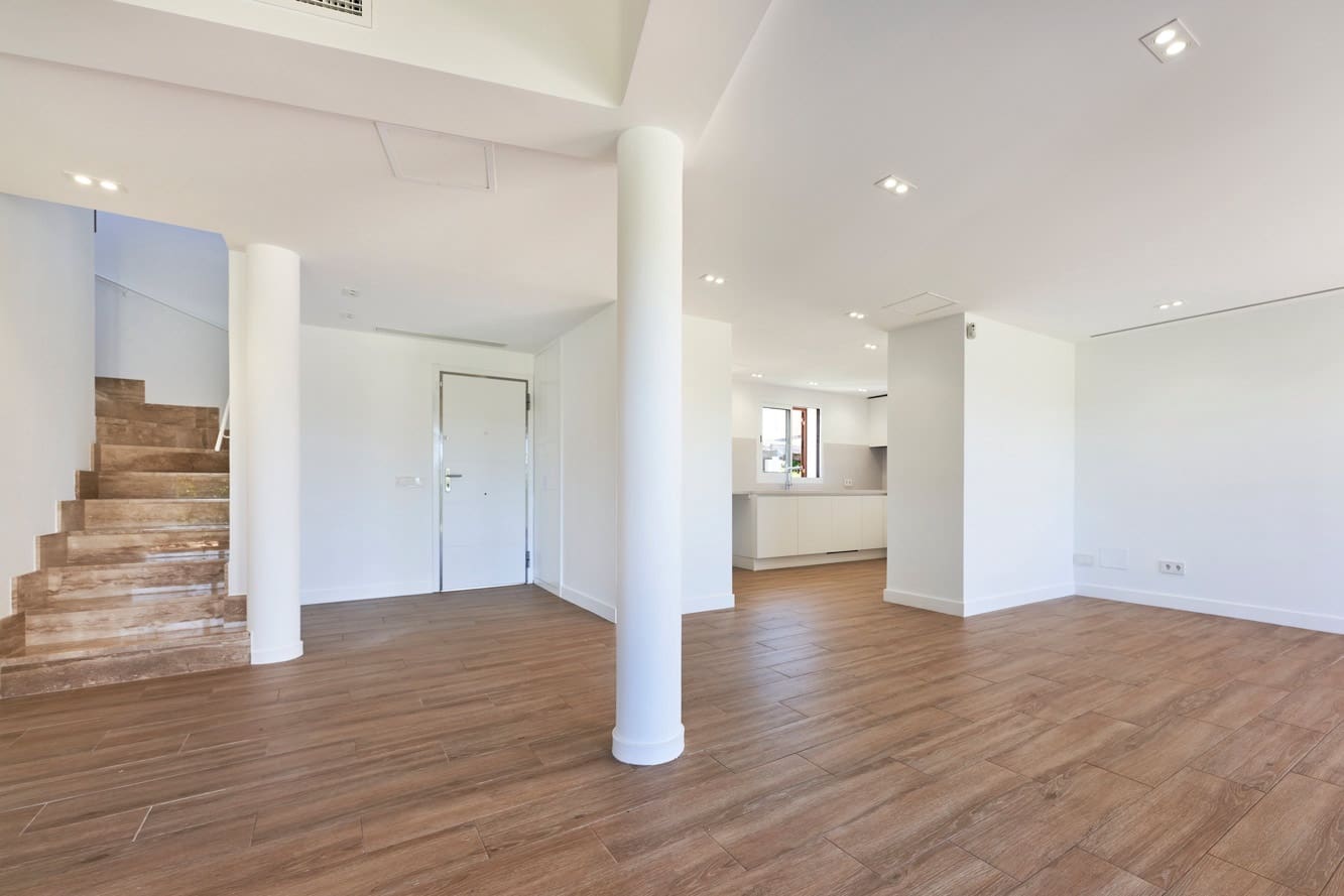 3 bedroom Villa for sale in Santa Ponsa with pool - € 1,750,000 (Ref: 9354234)