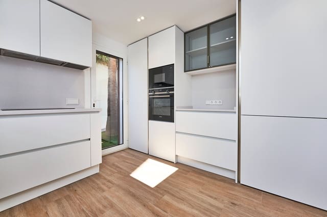 Chalet de 3 habitaciones en Santa Ponsa, Calvià en venta con piscina - 1.750.000 € (Ref: 9354234)