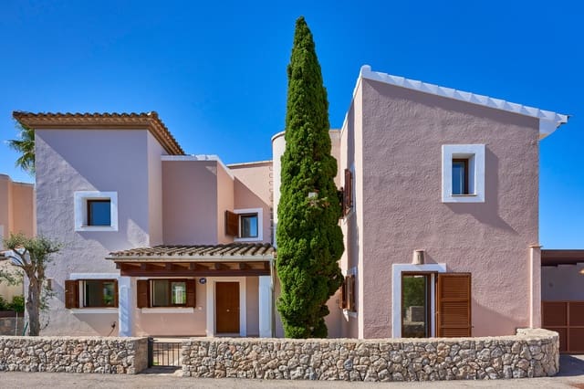 Chalet de 3 habitaciones en Santa Ponsa, Calvià en venta con piscina - 1.750.000 € (Ref: 9354234)