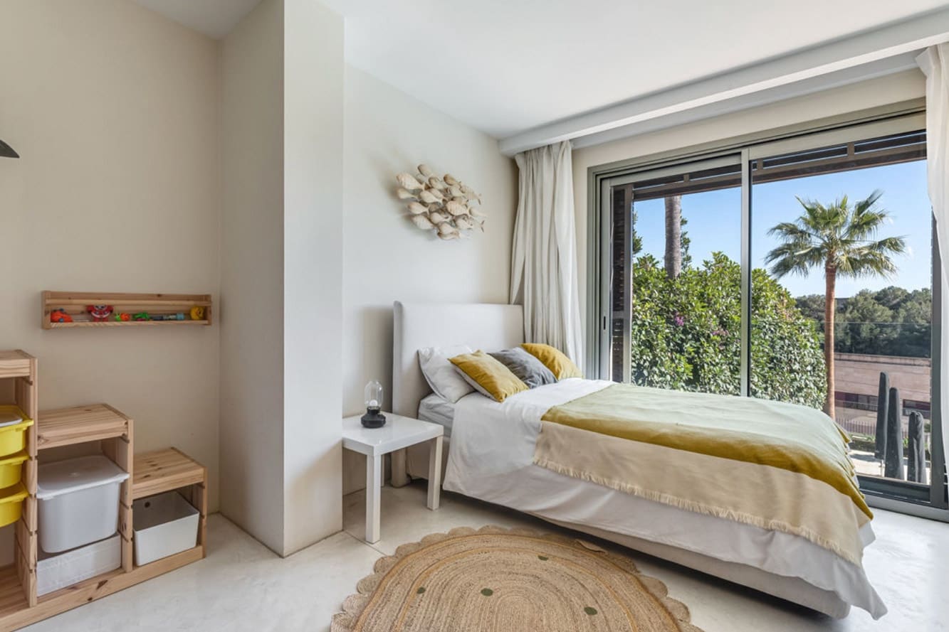 3 soverom Leilighet til salgs i Cala Mayor med svømmebasseng - € 670 000 (Ref: 9378455)