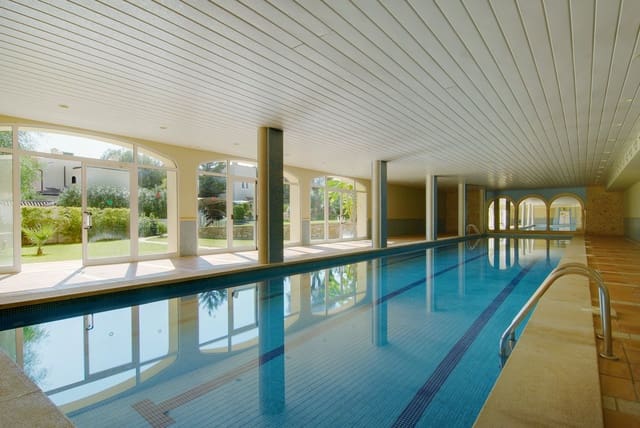 2 soveværelse Lejlighed til salg i Santa Ponsa, Calvià med swimmingpool - € 910.000 (Ref: 9379945)