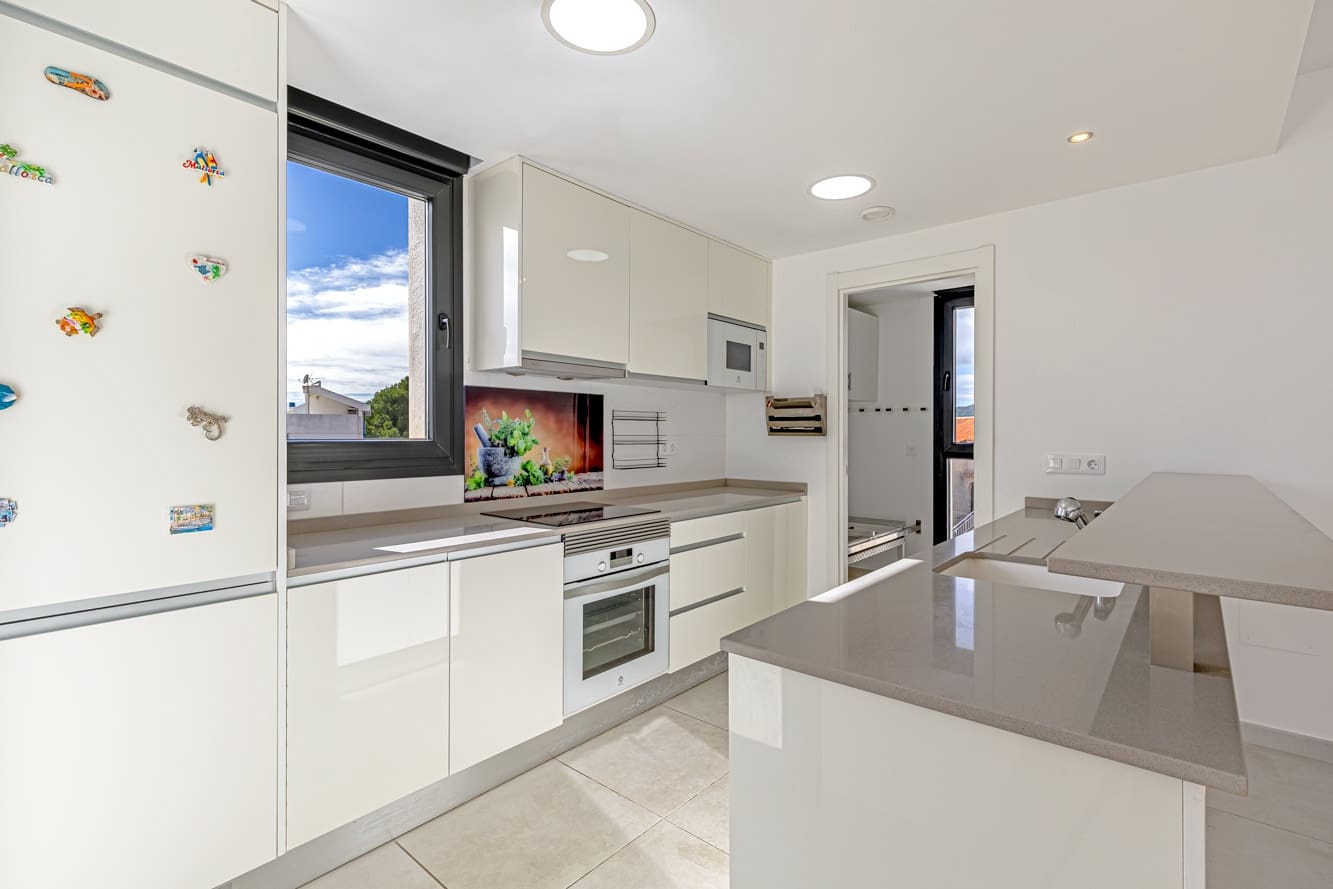 3 bedroom Apartment for sale in Portocolom with pool - € 840,000 (Ref: 9383868)