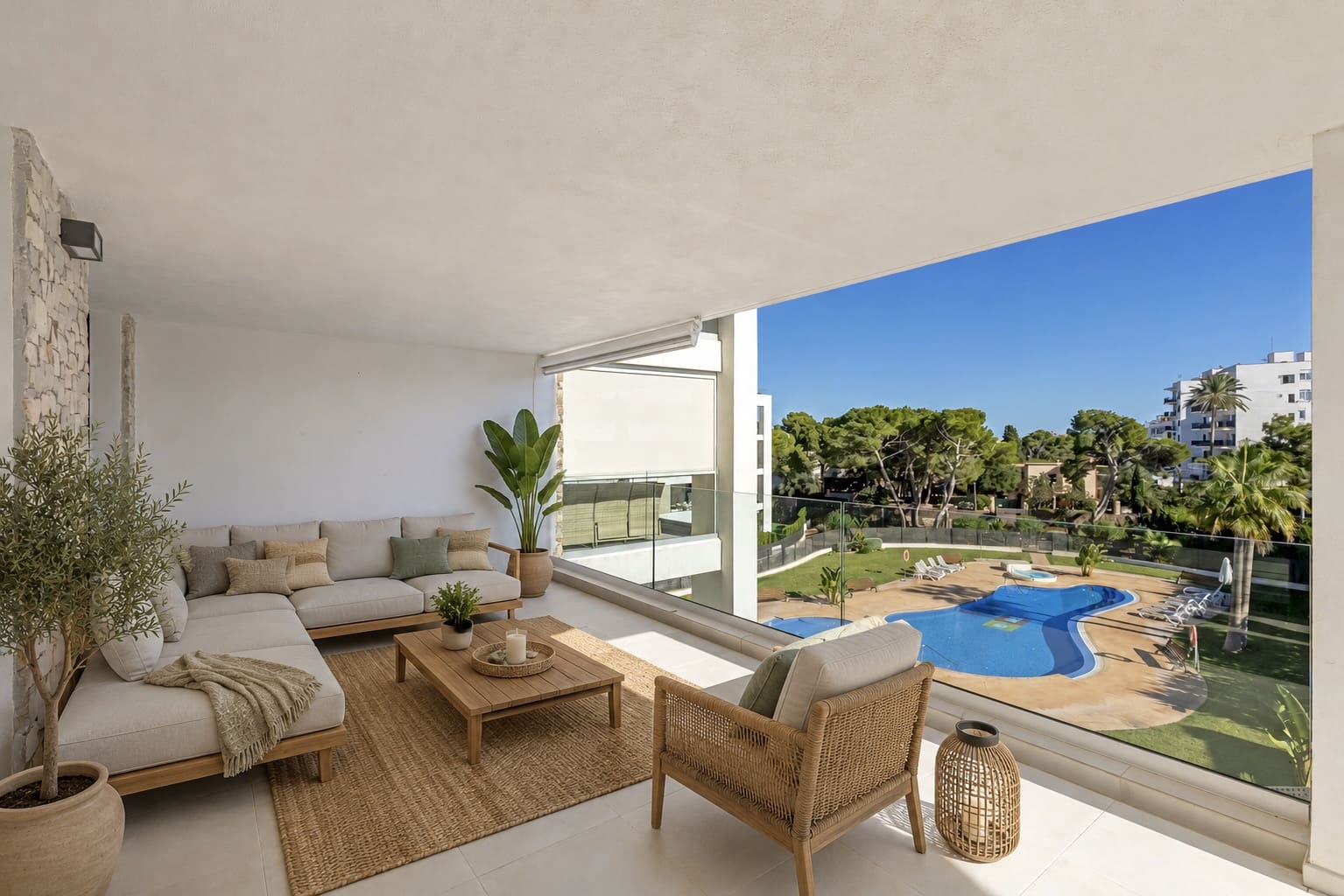 3 bedroom Apartment for sale in Portocolom with pool - € 795,000 (Ref: 9383868)