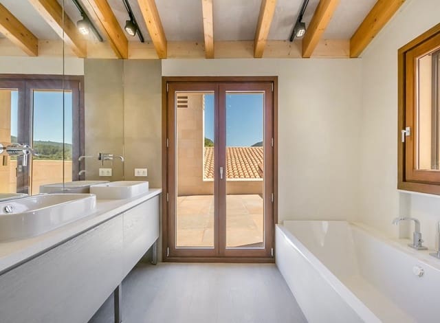 5 soveværelse Finca/Landehus til salg i Es Carritxo / El Carritxo, Felanitx med swimmingpool garage - € 4.950.000 (Ref: 9394269)