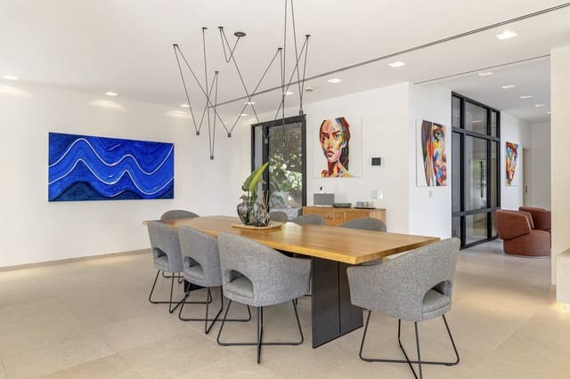 5 soveværelse Villa til salg i Santa Ponsa, Calvià med swimmingpool - € 6.300.000 (Ref: 9402578)