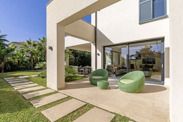 5 soveværelse Villa til salg i Santa Ponsa, Calvià med swimmingpool - € 6.300.000 (Ref: 9402578)