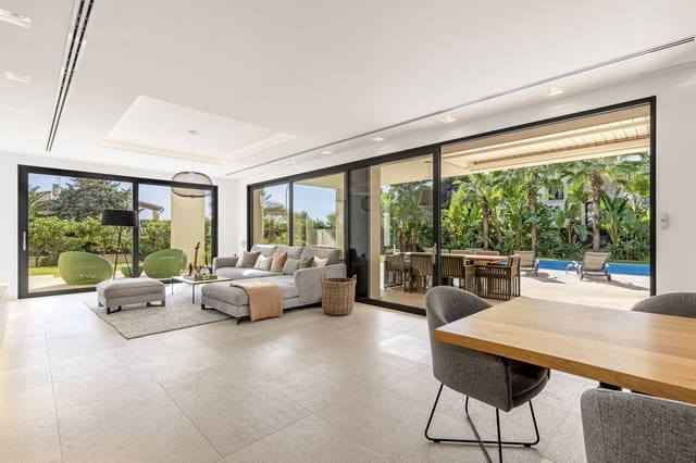 5 soveværelse Villa til salg i Santa Ponsa, Calvià med swimmingpool - € 6.300.000 (Ref: 9402578)