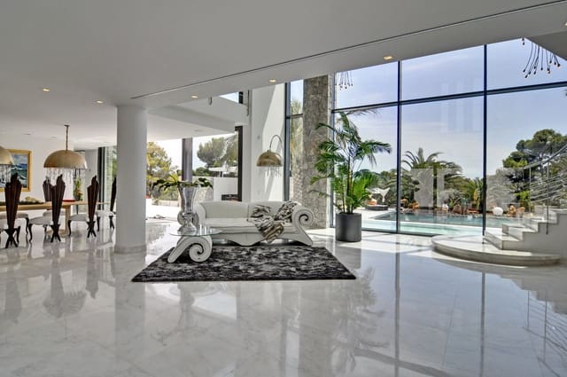 4 soveværelse Villa til salg i Santa Ponsa, Calvià med swimmingpool - € 6.900.000 (Ref: 9421507)