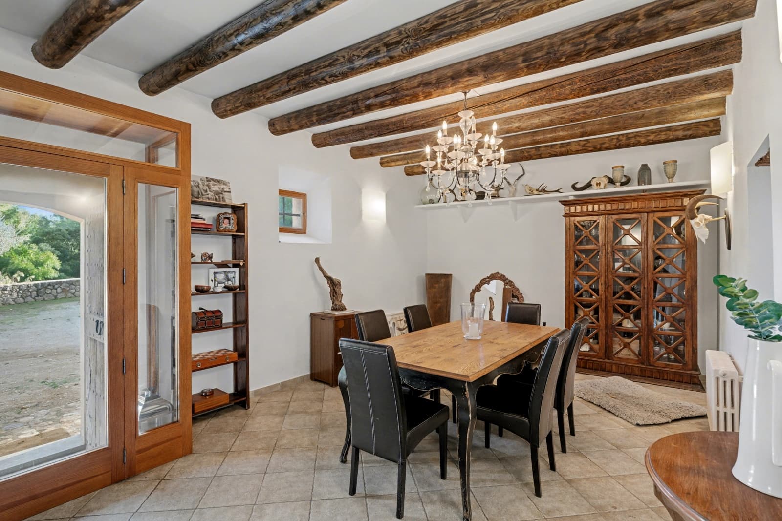 3 bedroom Finca/Country House for sale in Santa Maria del Cami with pool - € 1,995,000 (Ref: 9426518)