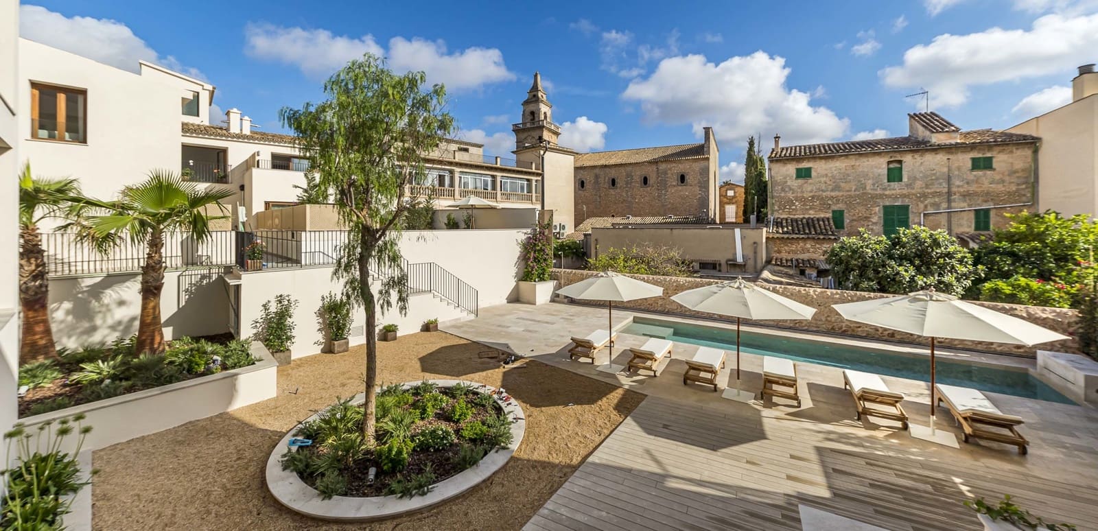 3 bedroom Apartment for sale in Santa Maria del Cami with pool - € 895,000 (Ref: 9426519)