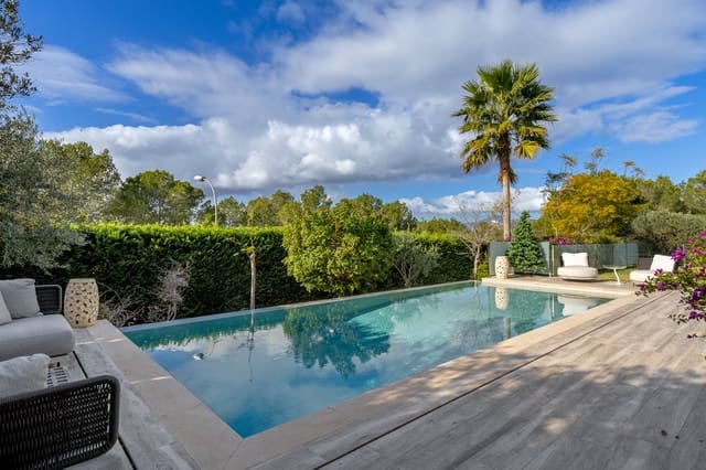 4 bedroom Villa for sale in Cala Vinyes / Cala Vinyas / Cala Viñas, Calvià with pool - € 2,900,000 (Ref: 9479390)