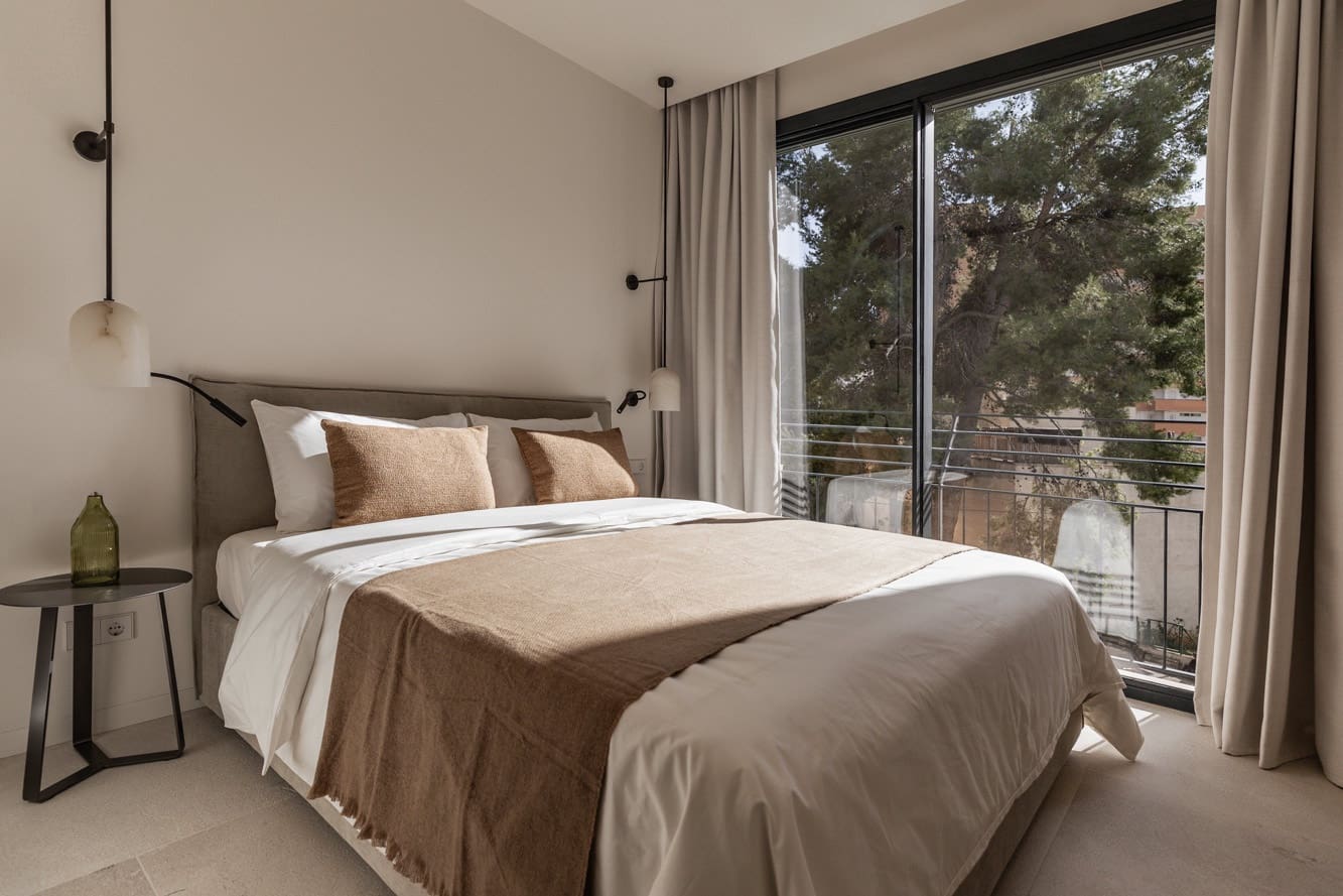 2 sypialnia Apartament na sprzedaż w Cala Mayor z basenem - 1 450 000 € (Ref: 9539053)