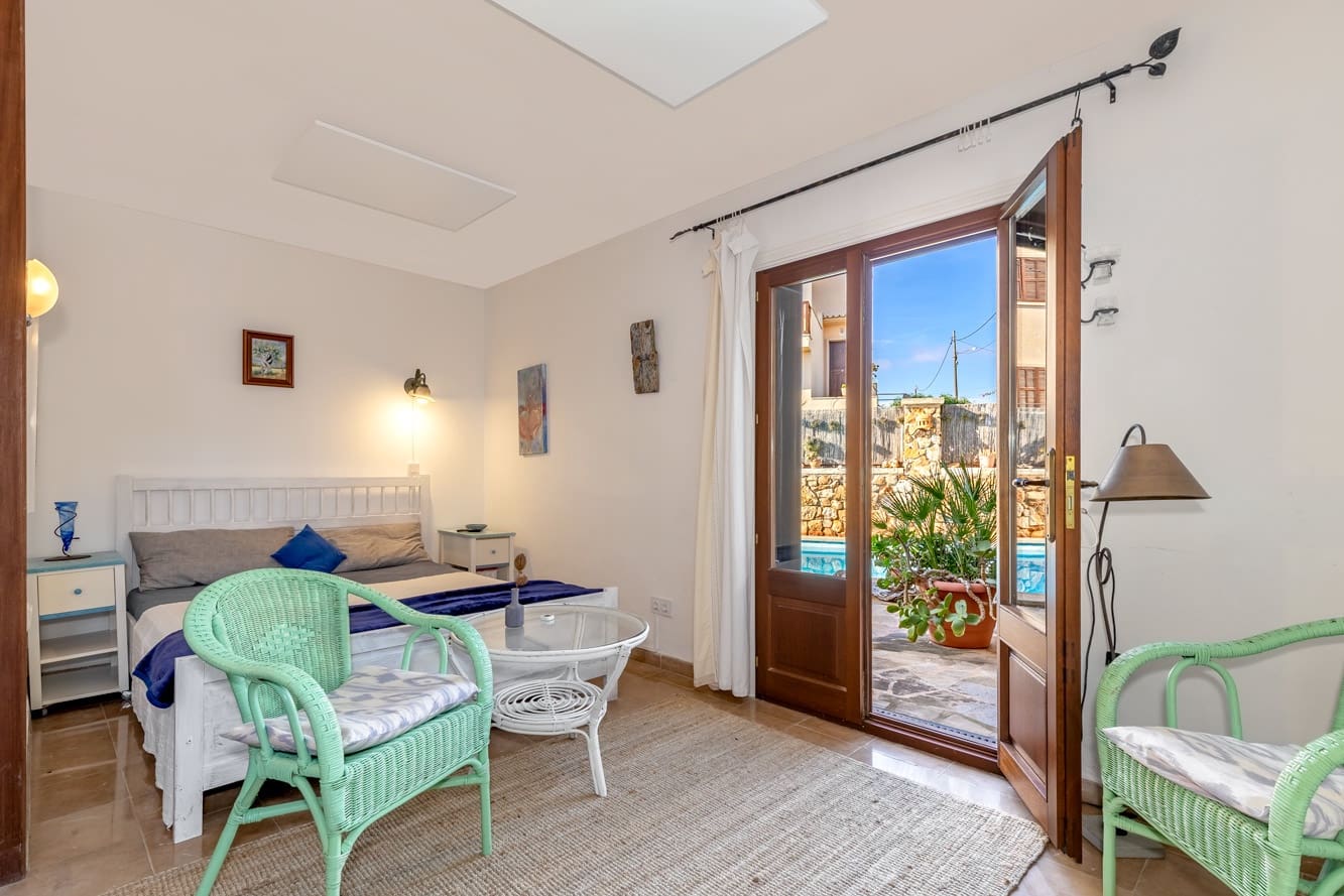 Chalet de 2 habitaciones en Cala Figuera en venta con piscina - 1.195.000 € (Ref: 9550092)