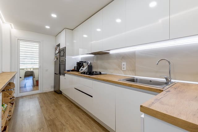 3 camera da letto Appartamento in vendita in Portals Nous, Calvià con piscina - 930.000 € (Rif: 9789846)