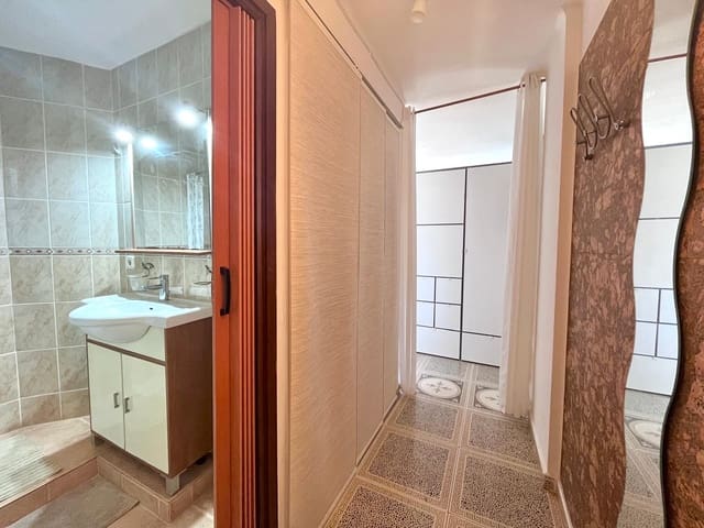 1 soverom Leilighet til salgs i Santa Ponsa, Calvià med svømmebasseng - € 260 000 (Ref: 9937124)