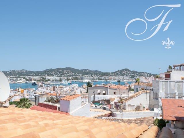 8 bedroom Villa for sale in Ibiza / Eivissa town - € 3,800,000 (Ref: 6249088)