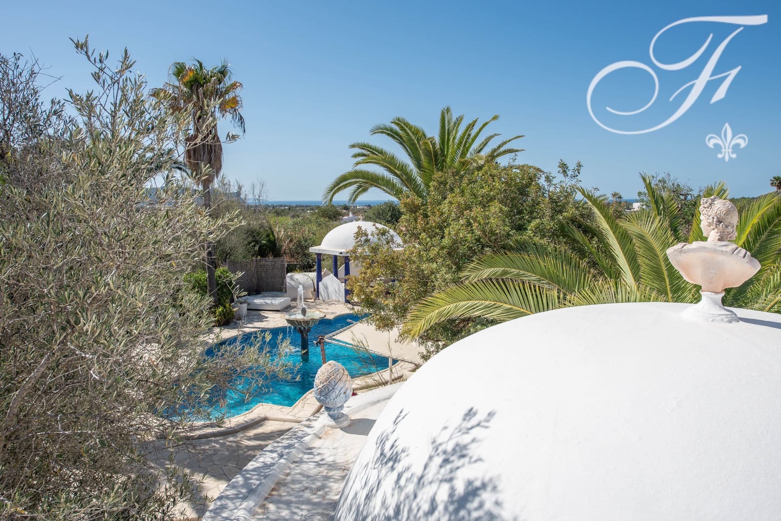 5 sypialnia Willa na sprzedaż w Sant Jordi de Ses Salines z basenem garażem - 3 450 000 € (Ref: 7558209)