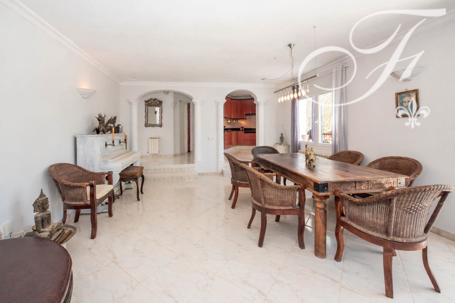 5 sypialnia Willa na sprzedaż w Sant Jordi de Ses Salines z basenem garażem - 3 450 000 € (Ref: 7558209)
