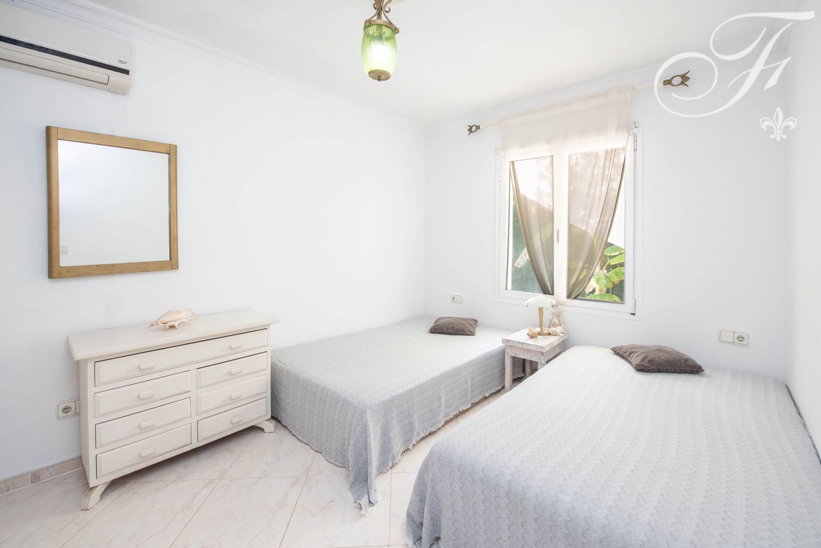 5 sypialnia Willa na sprzedaż w Sant Jordi de Ses Salines z basenem garażem - 3 450 000 € (Ref: 7558209)
