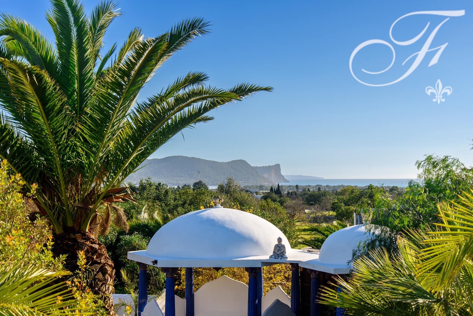 5 sypialnia Willa na sprzedaż w Sant Jordi de Ses Salines z basenem garażem - 3 450 000 € (Ref: 7558209)