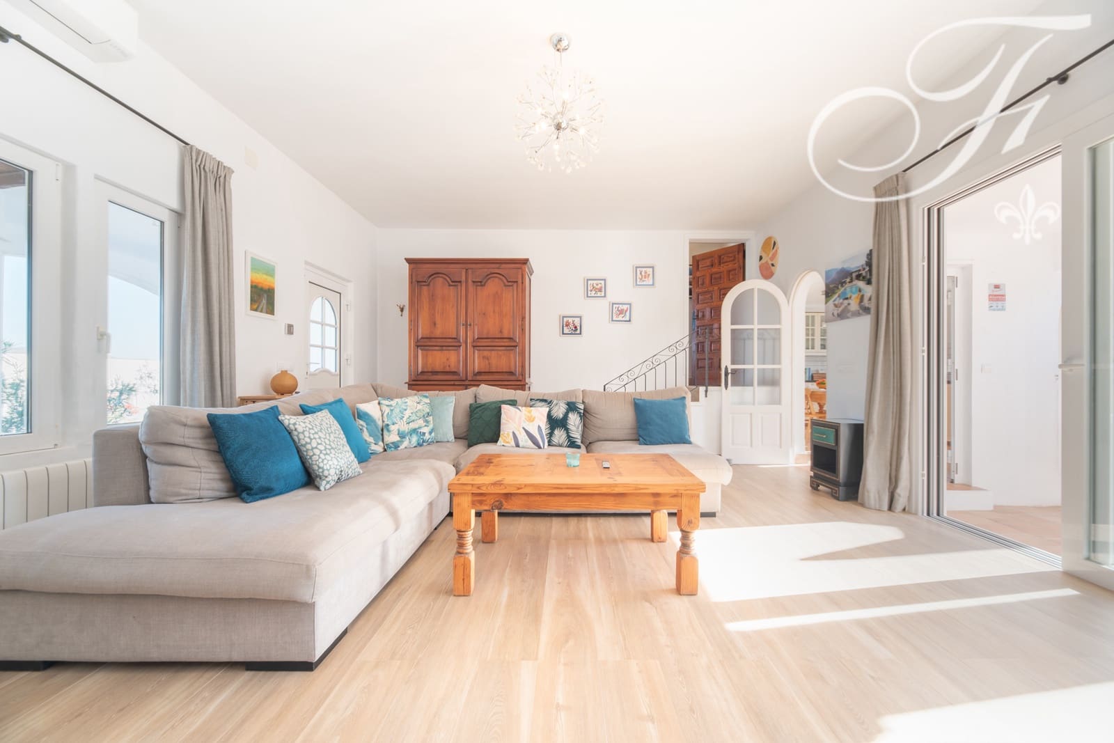 4 slaapkamer Villa te koop in Sant Agusti des Vedra met zwembad garage - € 1.395.000 (Ref: 8055934)