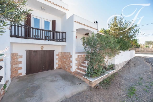4 slaapkamer Villa te koop in Sant Agusti des Vedra, San Jose / Sant Josep de Sa Talaia met zwembad garage - € 1.395.000 (Ref: 8055934)