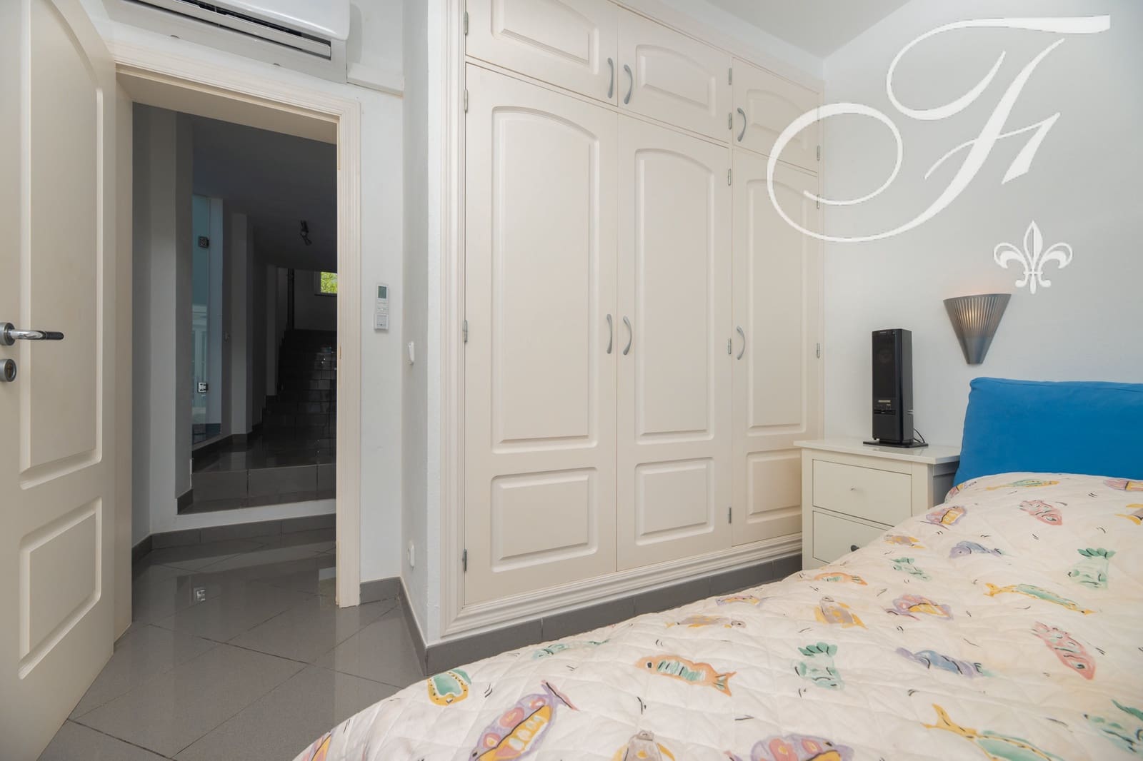 4 sypialnia Willa na sprzedaż w Cala Vadella z basenem garażem - 2 750 000 € (Ref: 8334920)