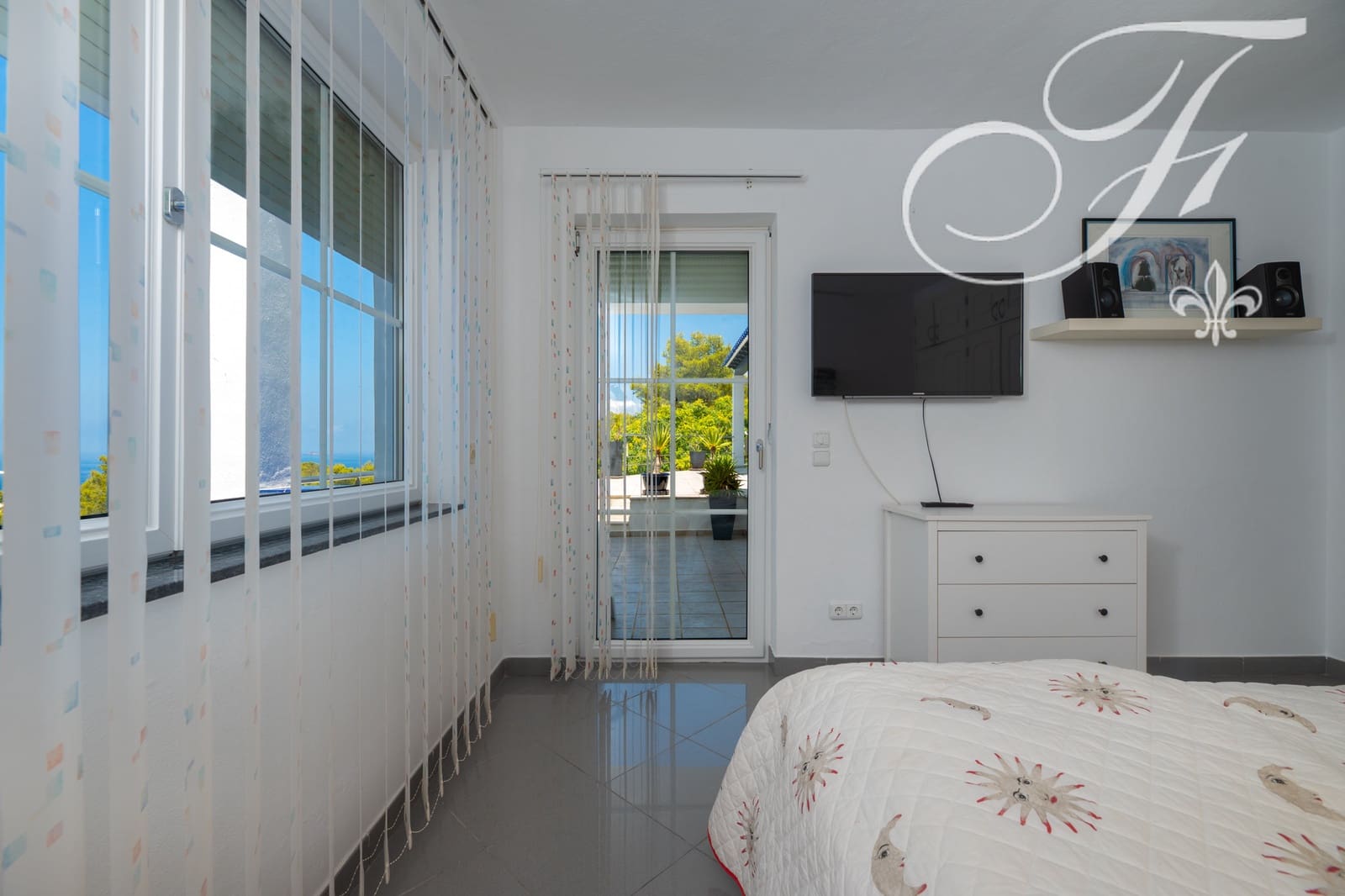 4 sypialnia Willa na sprzedaż w Cala Vadella z basenem garażem - 2 750 000 € (Ref: 8334920)