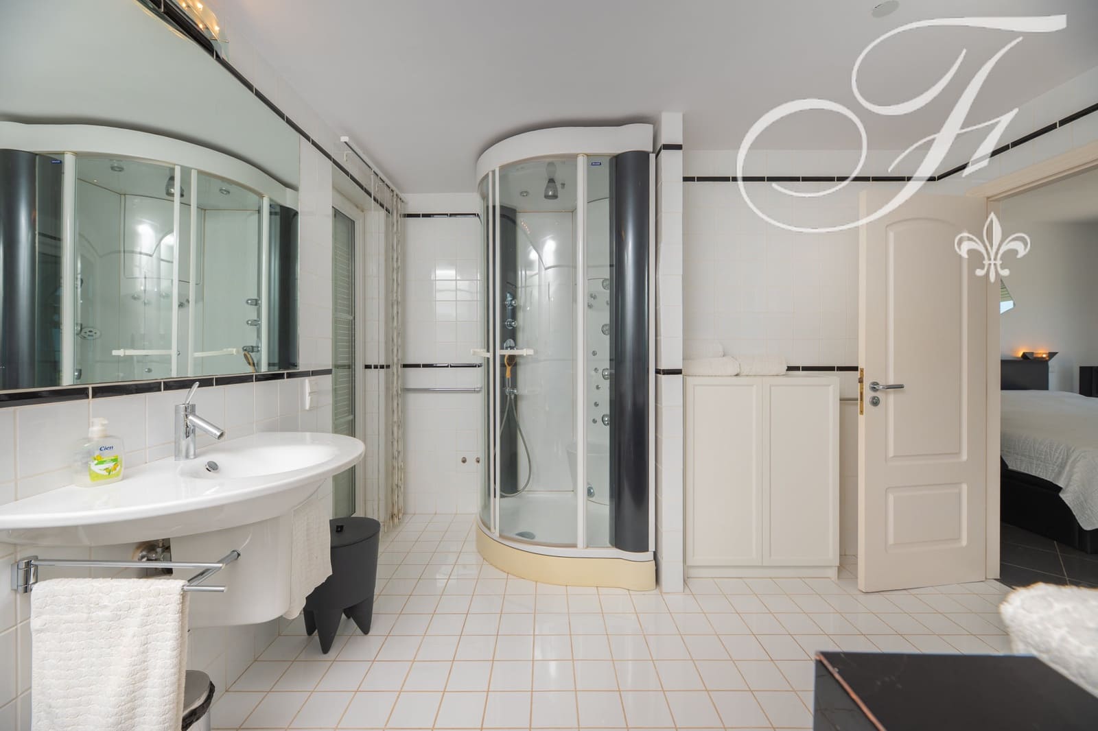 4 sypialnia Willa na sprzedaż w Cala Vadella z basenem garażem - 2 750 000 € (Ref: 8334920)