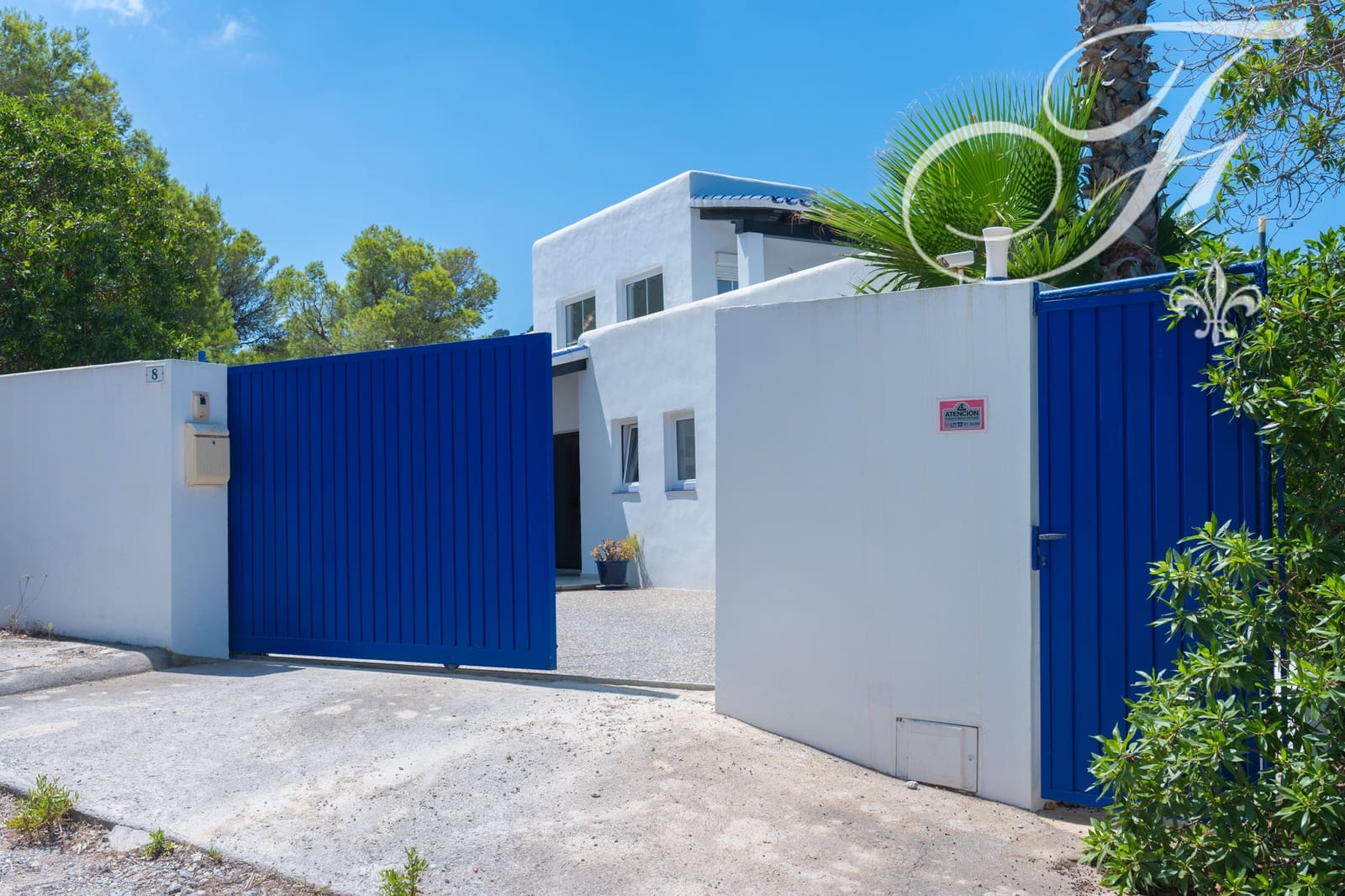 4 sypialnia Willa na sprzedaż w Cala Vadella z basenem garażem - 2 750 000 € (Ref: 8334920)