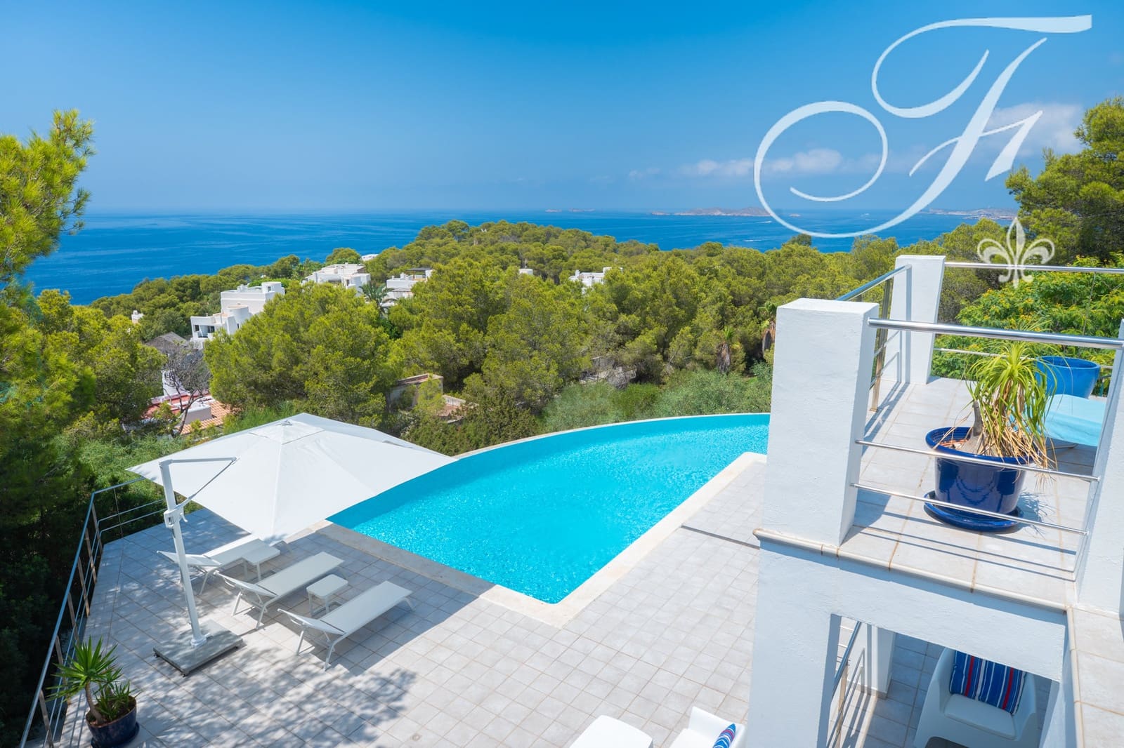 4 sypialnia Willa na sprzedaż w Cala Vadella z basenem garażem - 2 750 000 € (Ref: 8334920)