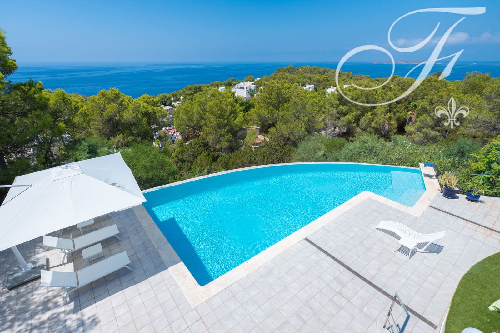 4 sypialnia Willa na sprzedaż w Cala Vadella z basenem garażem - 2 750 000 € (Ref: 8334920)