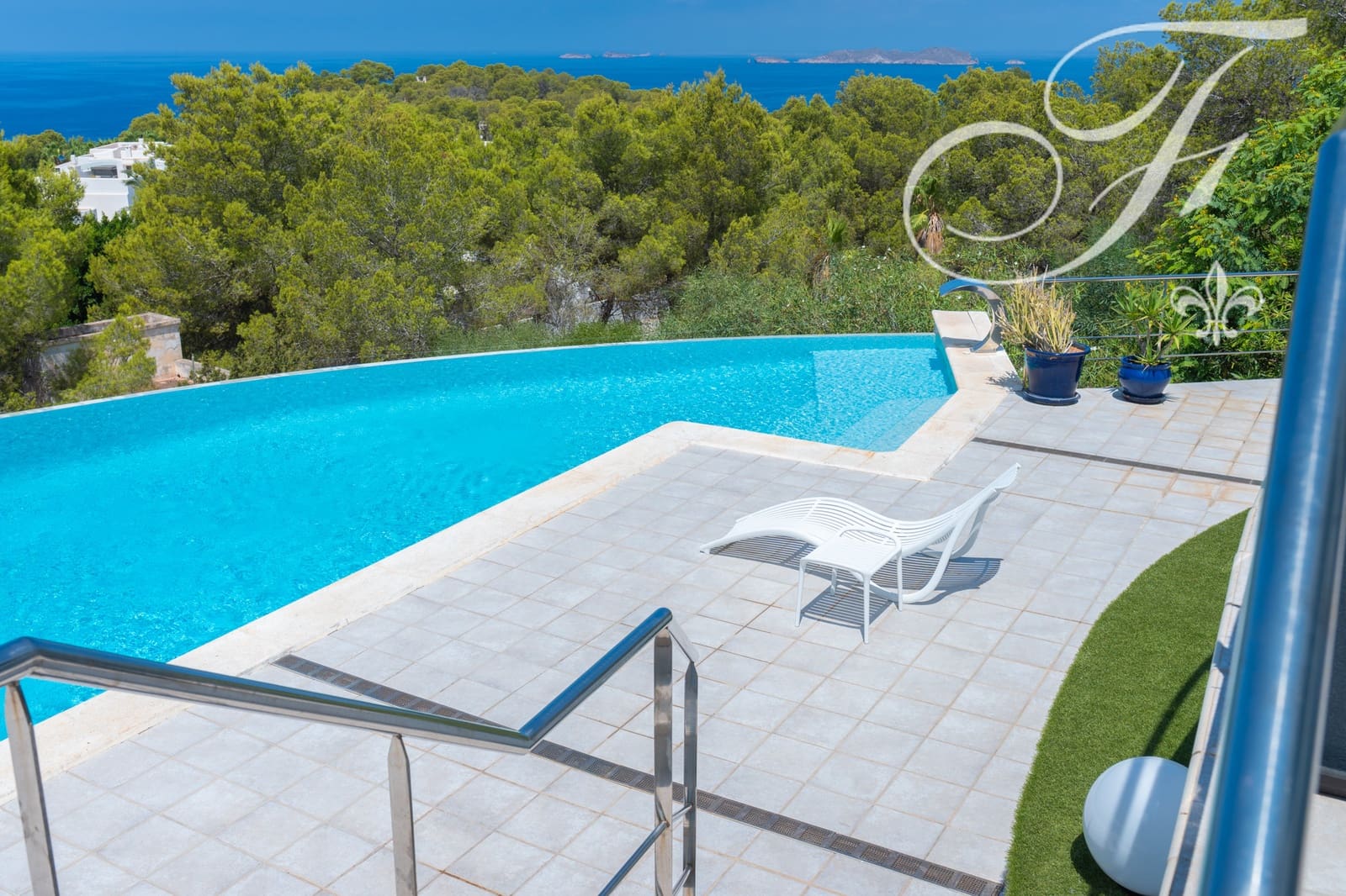 4 sypialnia Willa na sprzedaż w Cala Vadella z basenem garażem - 2 750 000 € (Ref: 8334920)