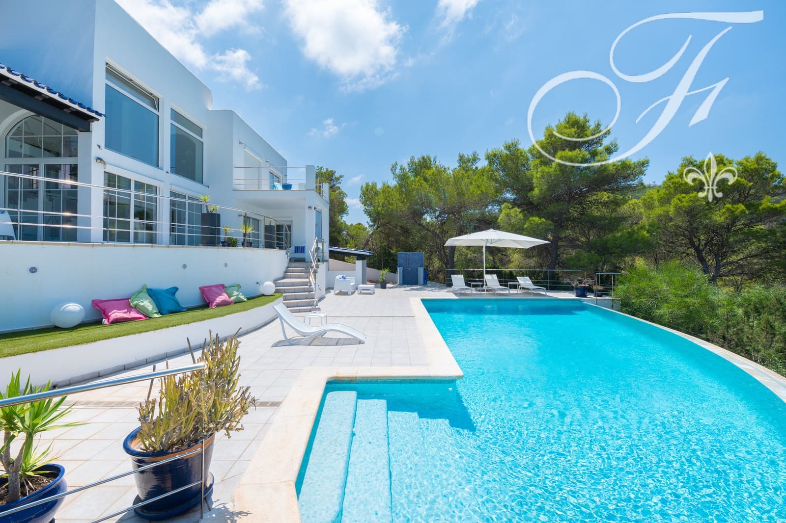 4 sypialnia Willa na sprzedaż w Cala Vadella z basenem garażem - 2 750 000 € (Ref: 8334920)