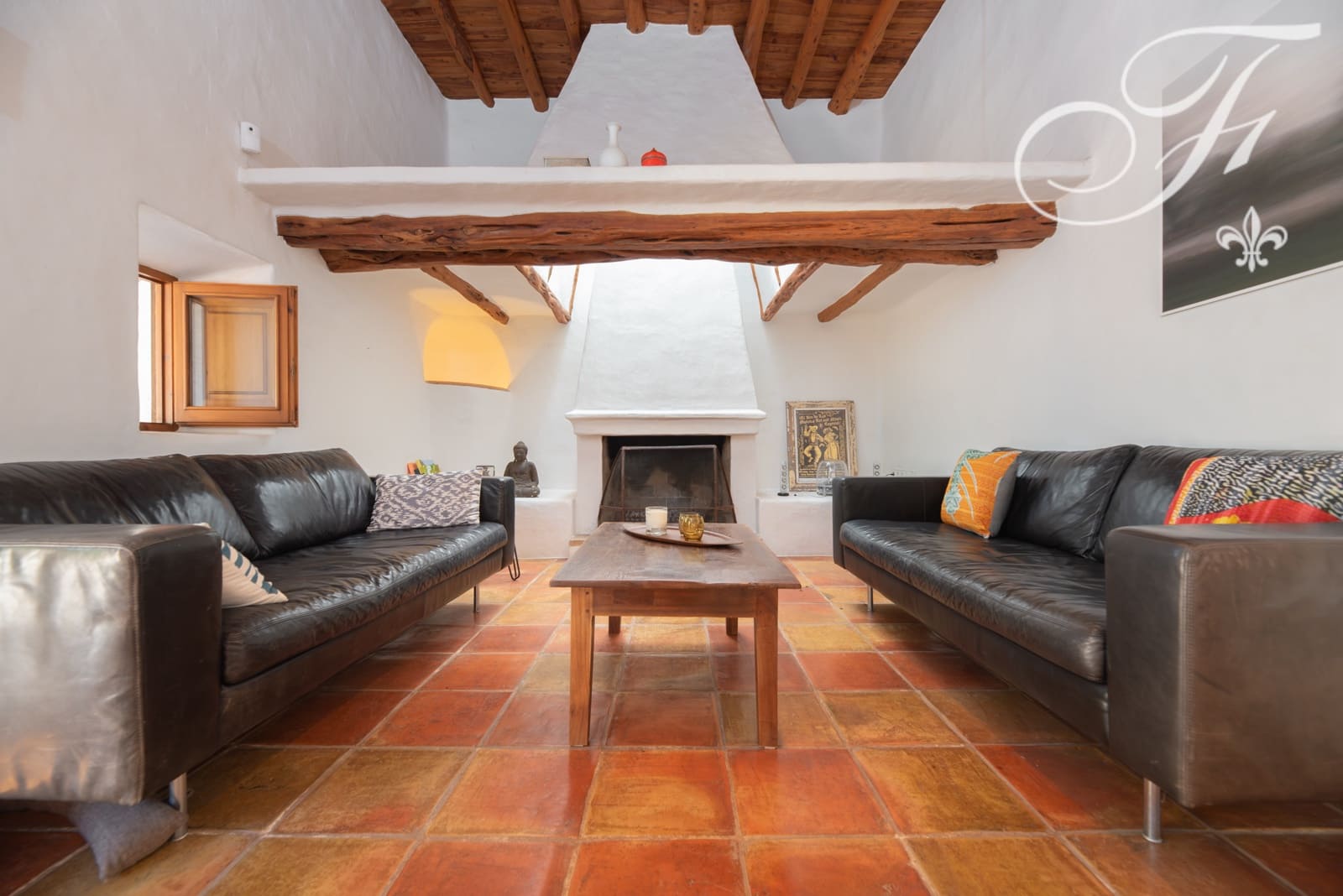 3 soveværelse Finca/Landehus til salg i Es Figueral med swimmingpool garage - € 3.800.000 (Ref: 8406427)