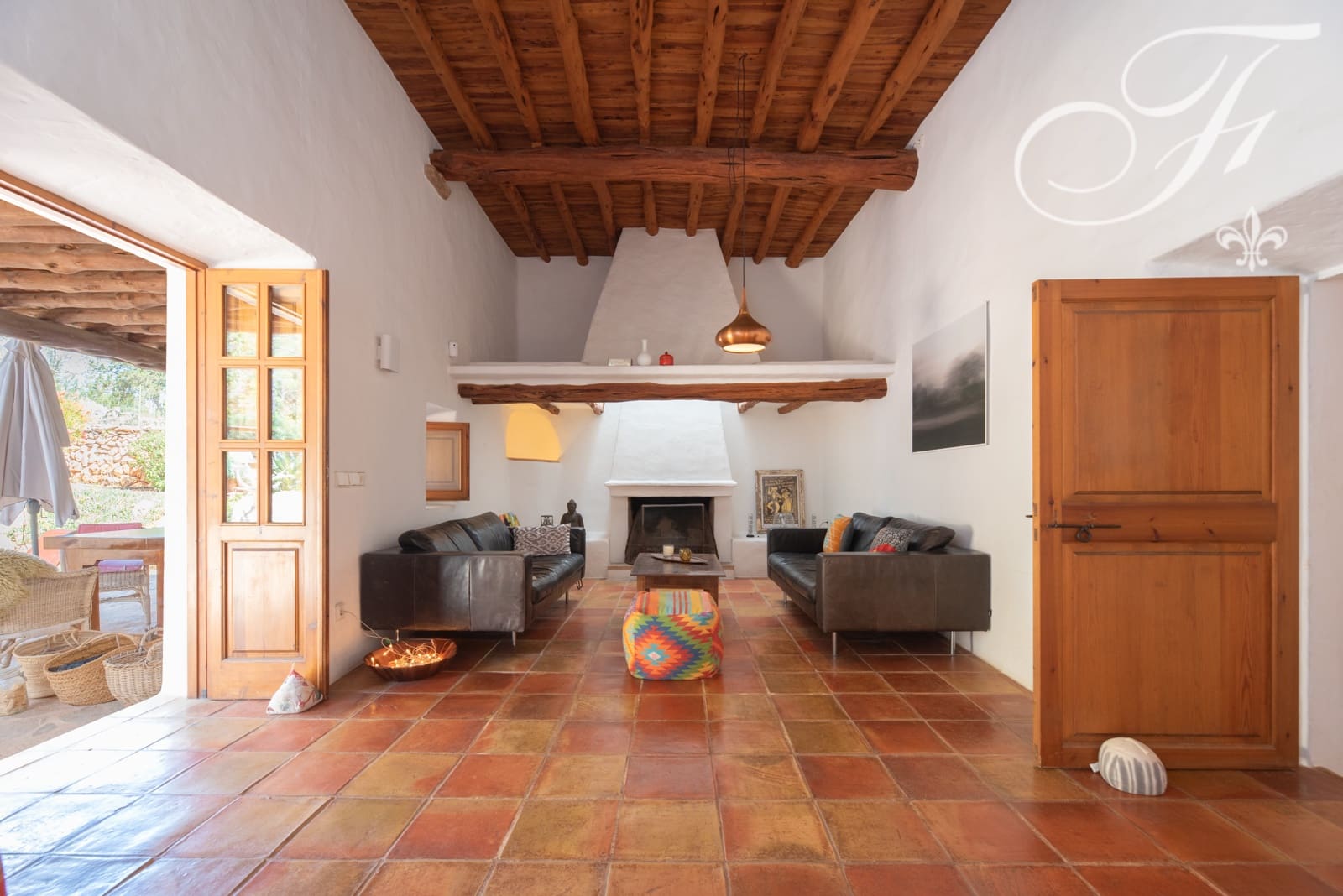 3 soveværelse Finca/Landehus til salg i Es Figueral med swimmingpool garage - € 3.800.000 (Ref: 8406427)