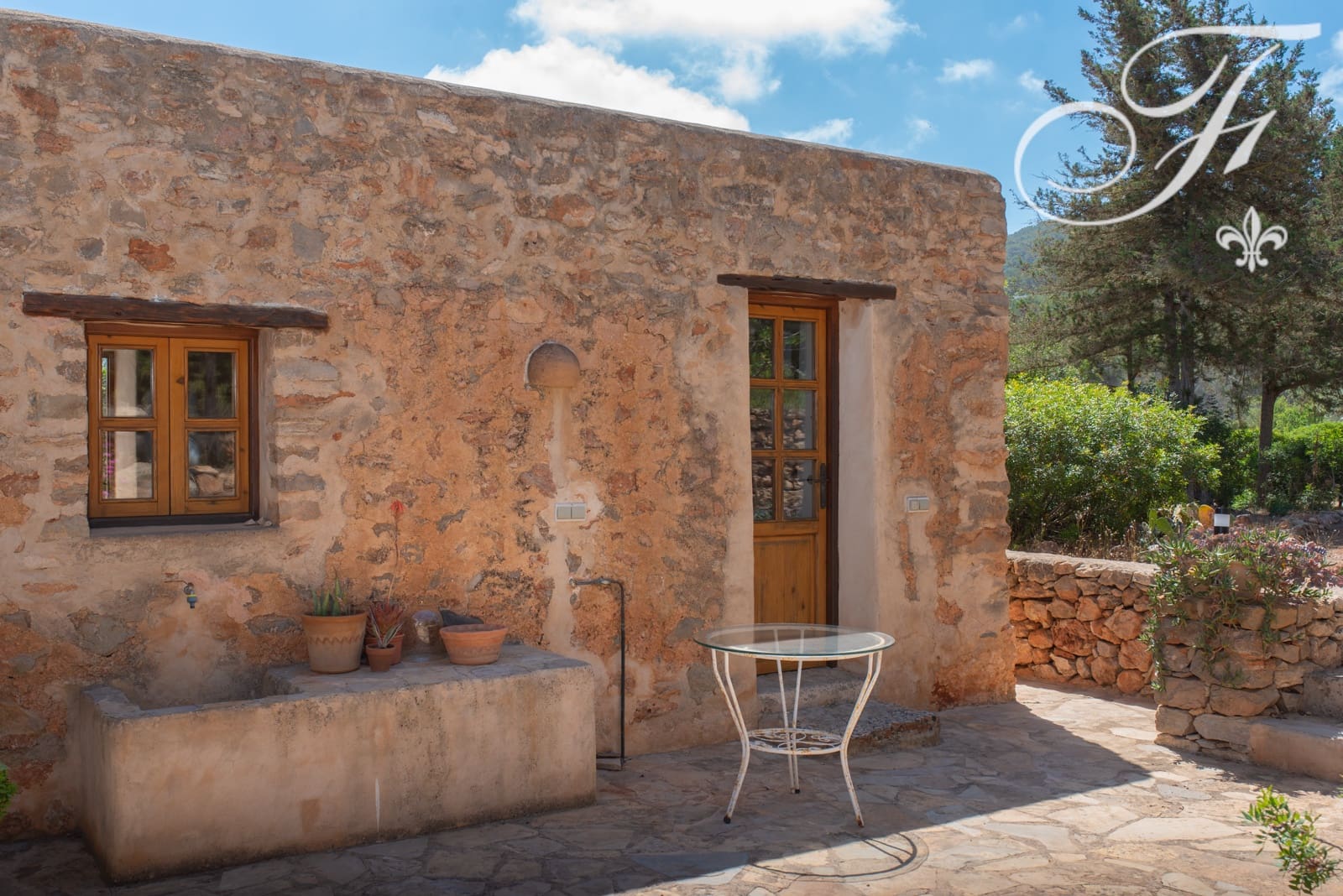 3 soveværelse Finca/Landehus til salg i Es Figueral med swimmingpool garage - € 3.800.000 (Ref: 8406427)