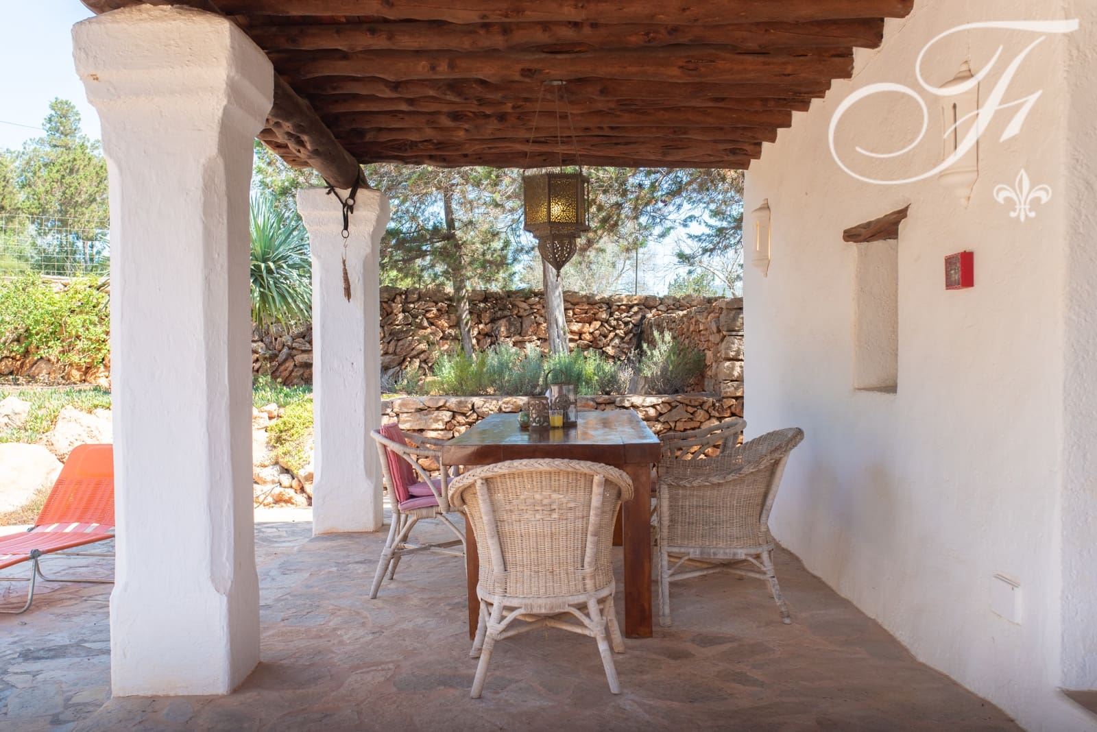 3 soveværelse Finca/Landehus til salg i Es Figueral med swimmingpool garage - € 3.800.000 (Ref: 8406427)