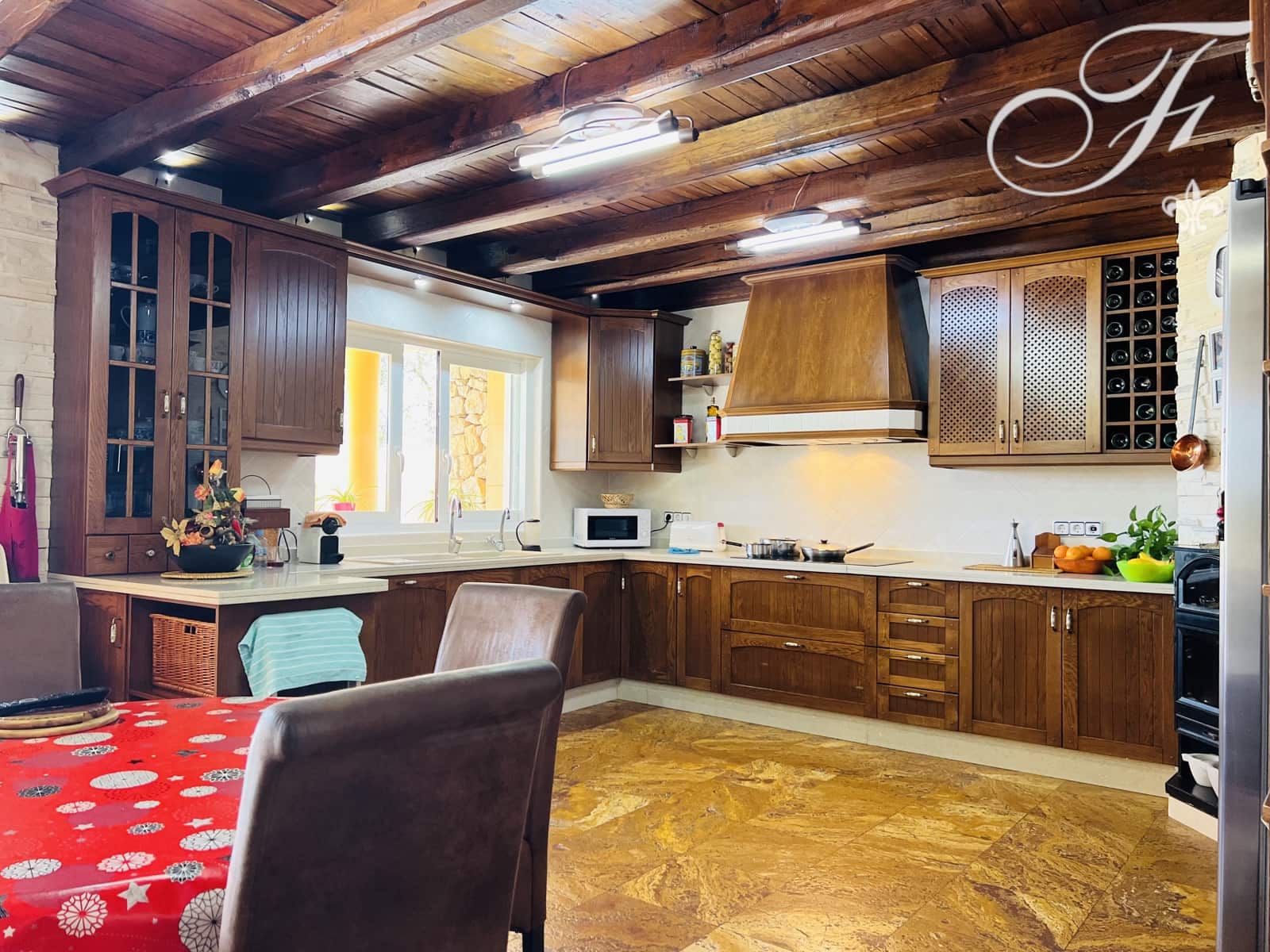 3 soverom Villa til salgs i Santa Eulalia / Santa Eularia med svømmebasseng - € 2 595 000 (Ref: 8878640)