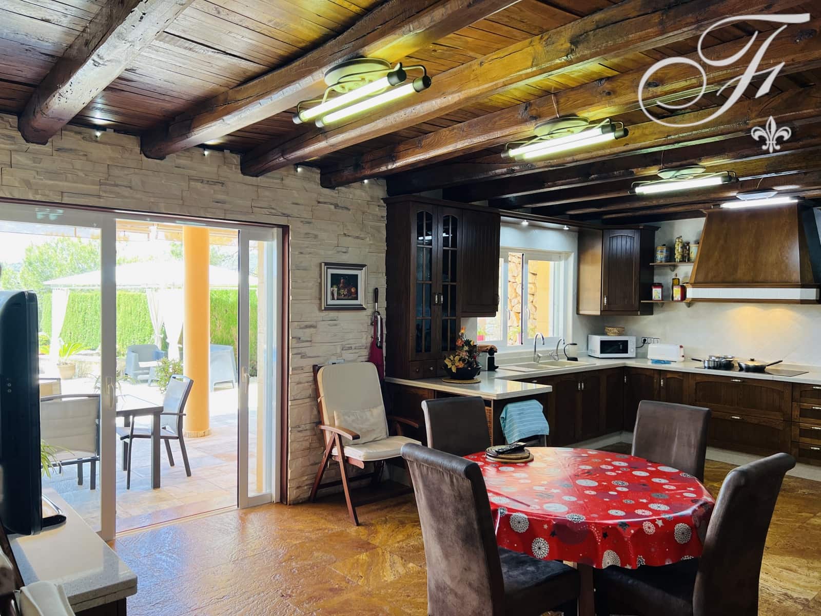 3 soverom Villa til salgs i Santa Eulalia / Santa Eularia med svømmebasseng - € 2 595 000 (Ref: 8878640)