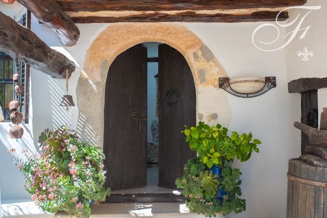 5 slaapkamer Finca/Landhuis te koop in Sant Agusti des Vedra, San Jose / Sant Josep de Sa Talaia - € 3.900.000 (Ref: 8952137)