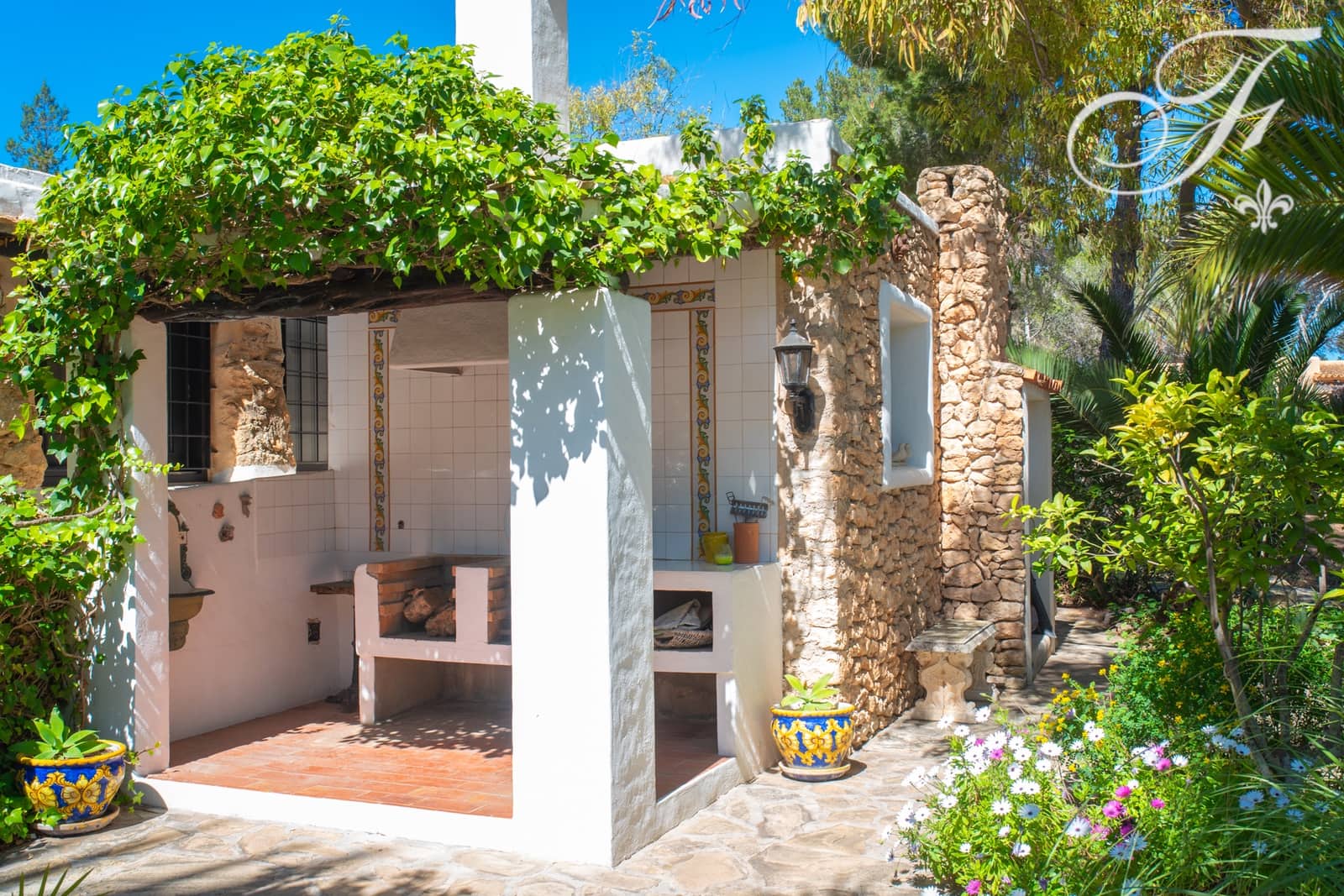 5 sovrum Finca/Hus på landet till salu i Sant Agusti des Vedra - 3 900 000 € (Ref: 8952137)