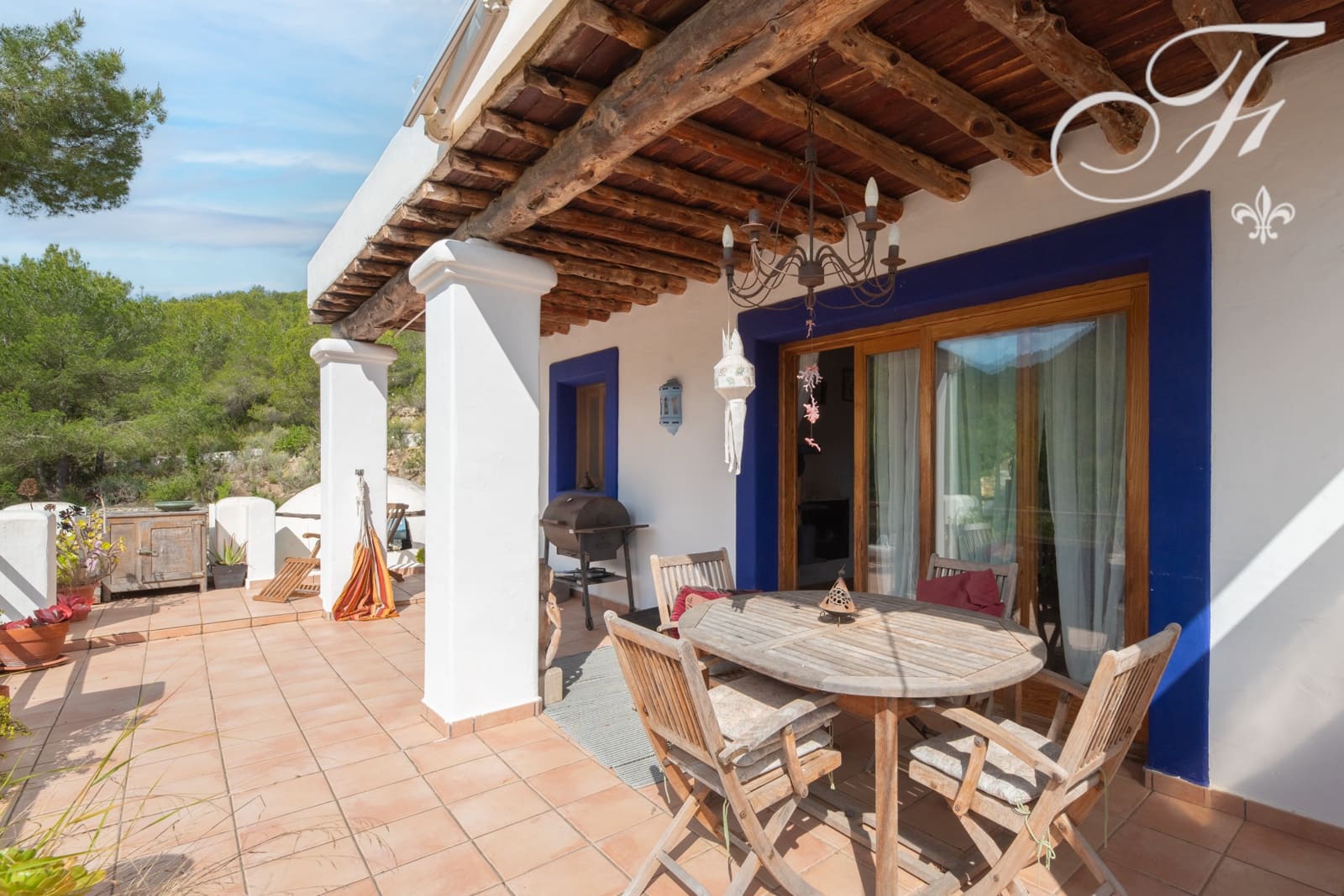 2 soveværelse Villa til salg i Sant Joan de Labritja - € 1.350.000 (Ref: 8997578)